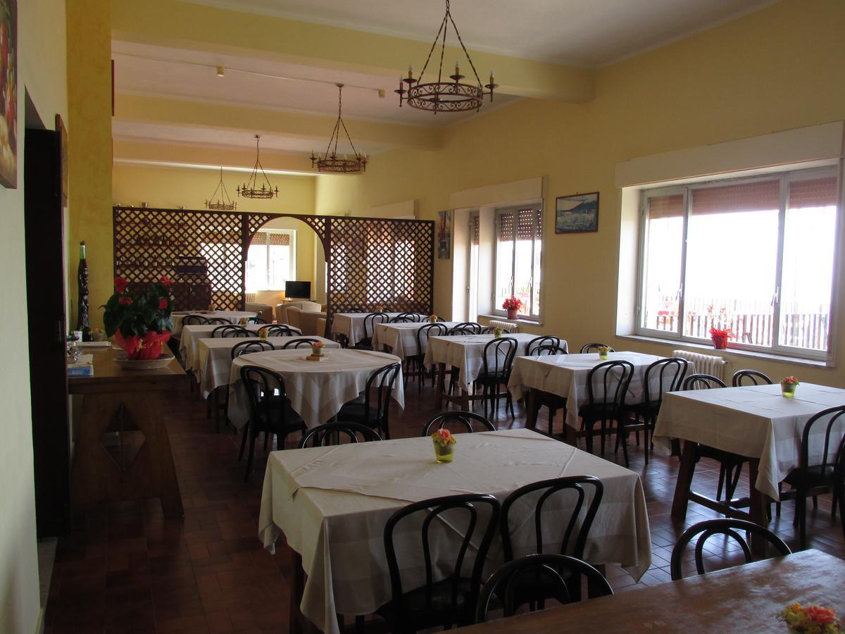 Hotel Panorama Di Sicilia Кастельмола Экстерьер фото